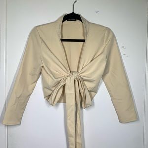 Pretty Little Thing Front-tie cropped top